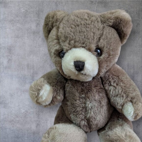 Vintage 1986 Brown Plush Teddy Bear - Polyester Fiber Stuffed Animal Collectible - Picture 3 of 8